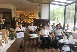 新華書店集團(tuán)舉辦“傳承國粹 健康生活”中醫(yī)養(yǎng)生與保健專題健康講座