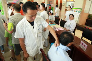 市中醫院舉辦中醫藥特色技術展示活動，市民免費體驗中醫養生保健服務